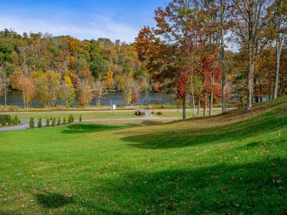 2 River Run, Homesite 1