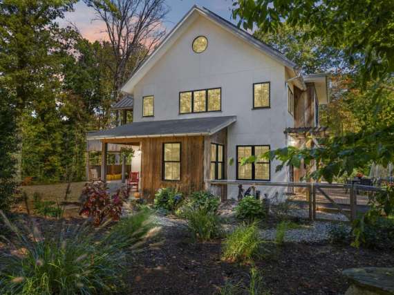 7 Bee Balm Way
